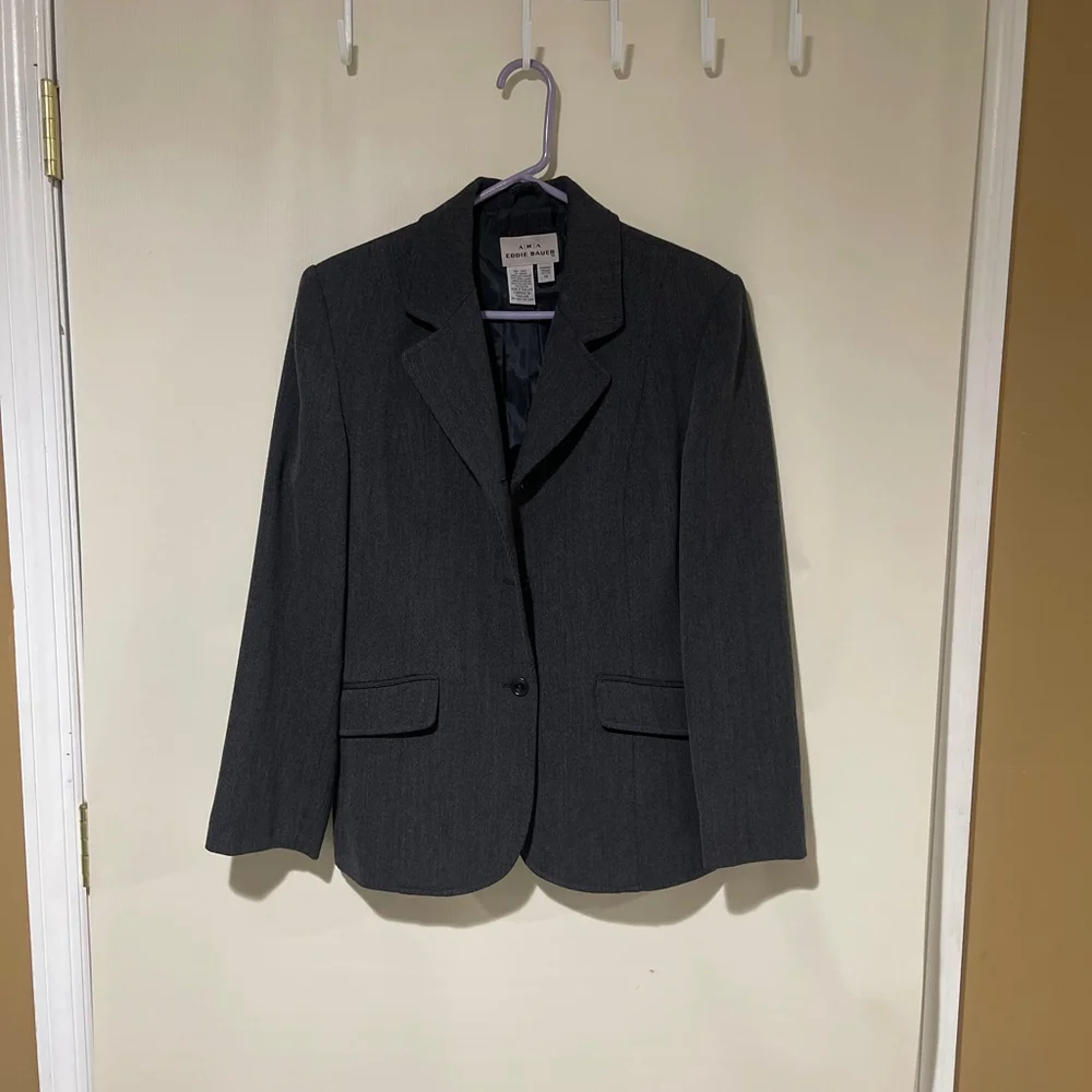 Women's Eddie Bauer Grey Petite 10P 100% Wool Blazer Jacket - Picture 1 of 11